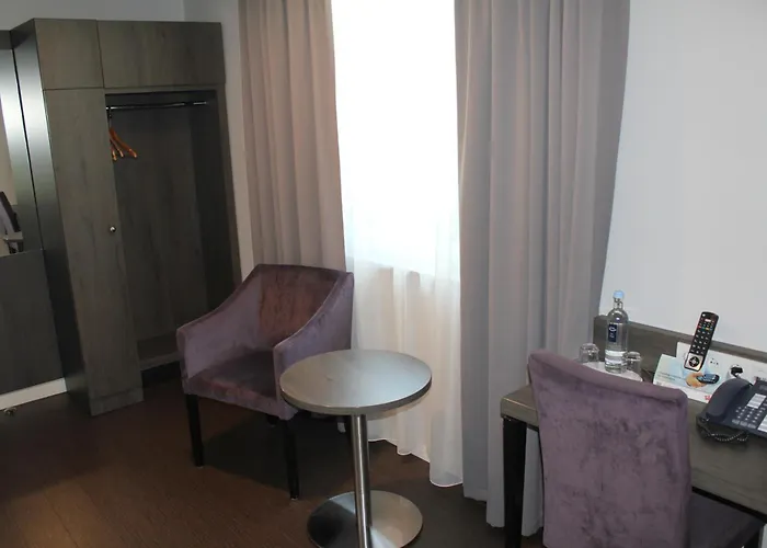 Hotel Arena Am Wasserpark 3*